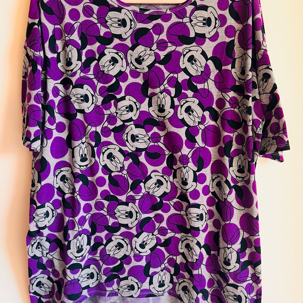 LuLaRoe Purple and Black Graphic Short Sleeve Tee